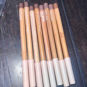 Set of Brown and Tan Kylie Lipliners (8 liners)